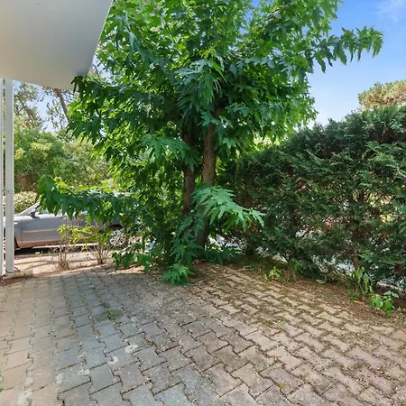 Calme Avec Terrasse 200m De La Apartmán *