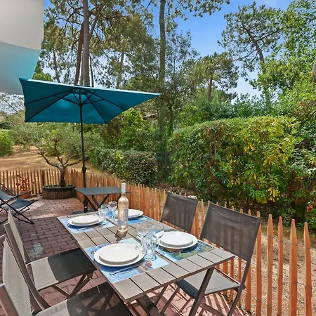 Apartmán Calme Avec Terrasse 200m De La
